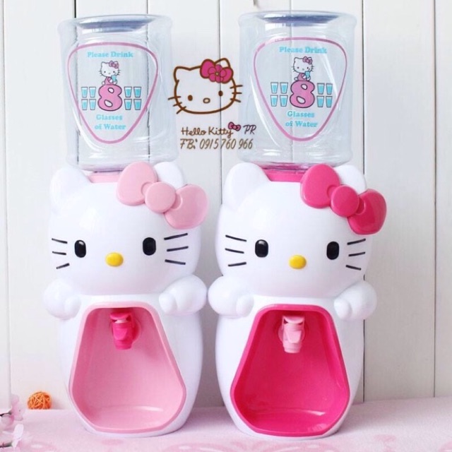 Bình nước Hello Kitty 2000ml