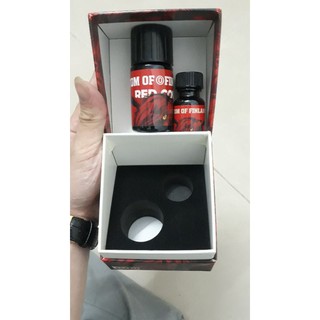 Nước hoa hiệu p o p p e r .