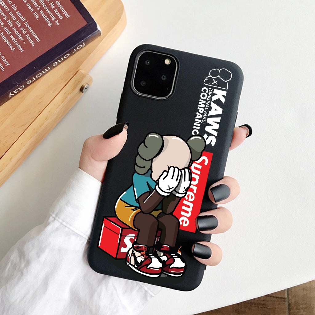 Ốp lưng iphone Kaws.sup trơn 5/5s/6/6plus/6s/6splus/7/7plus/8/8plus/x/xr/xs/11/12/pro/max/plus/promax - Awifi Case P5-7