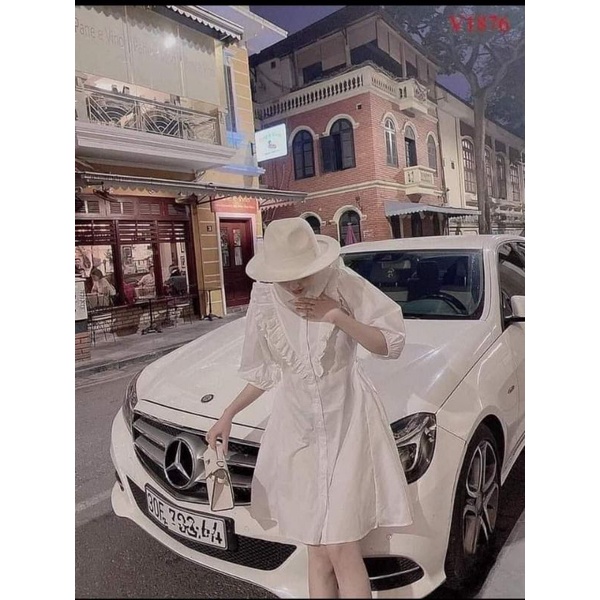 Đầm sơmi trắng
