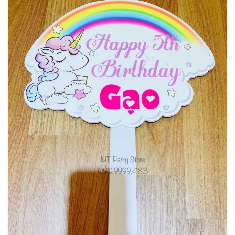 Chủ đề: Sinh nhật 2 - HASHTAG CẦM TAY CHỤP HÌNH