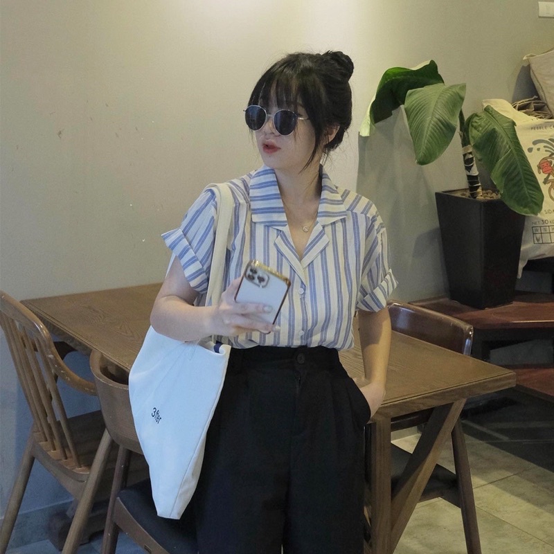 Áo Sơ Mi Nữ, Áo Cổ Vest Kẻ Sọc To Cộc Tay Style Hàn Quốc