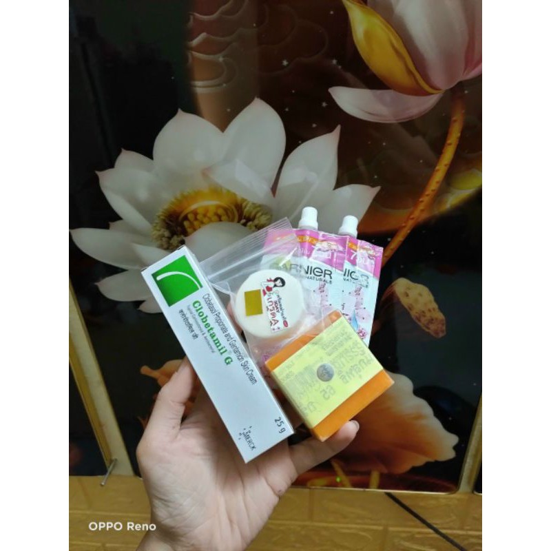 bộ mụn nám clobetamilg UV