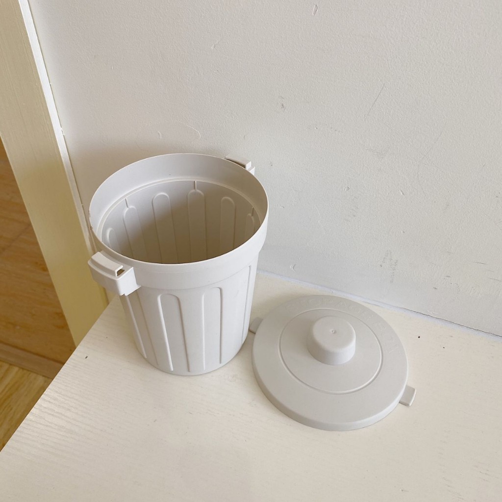 Thùng khác mini để bàn kiểu dáng đáng yêu