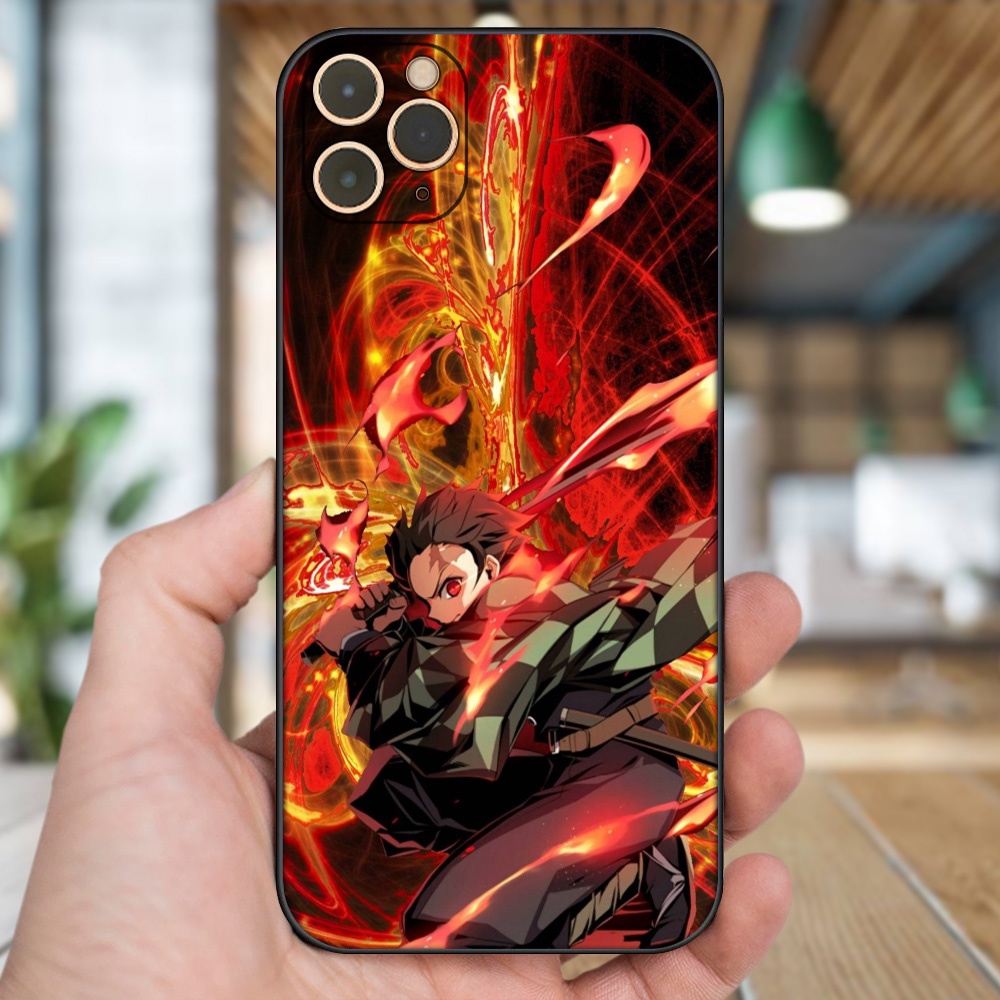 Ốp lưng iPhone 11 Pro Max dẻo đen cạnh vuông in hình Tanjiro Kimetsu No Yaiba