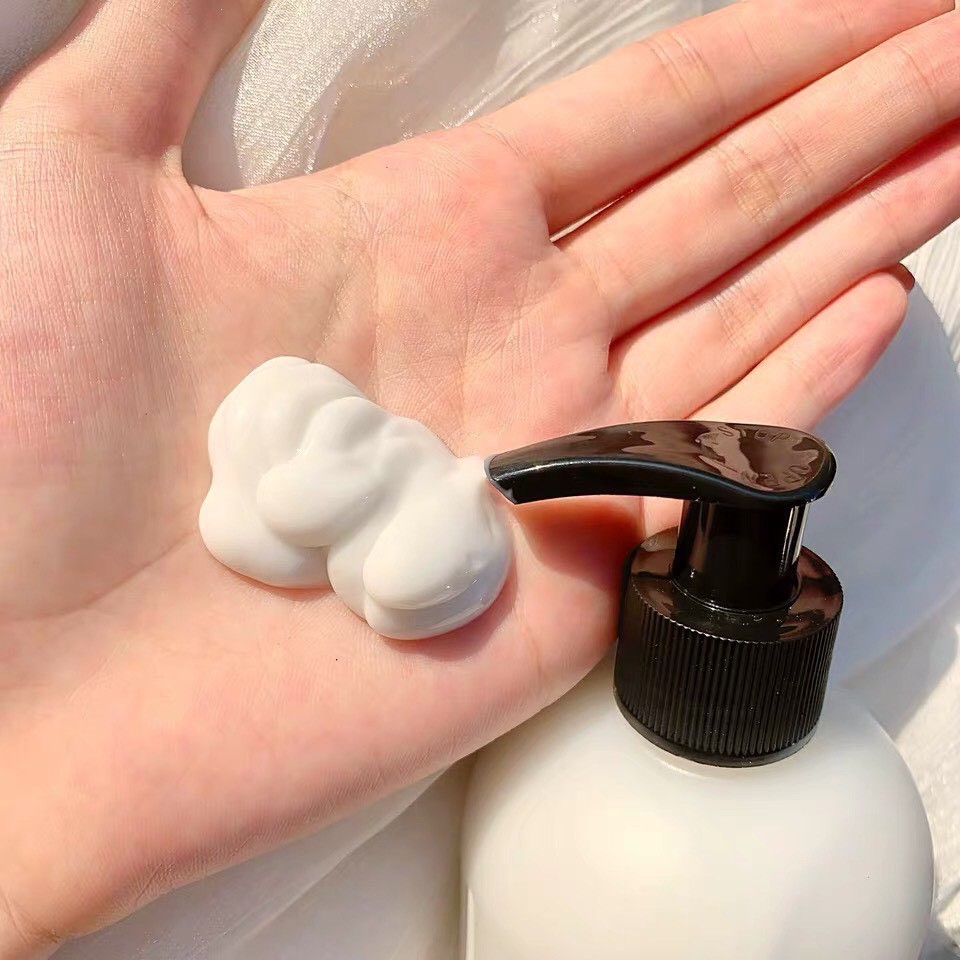 [VERBENA LINN] Body Lotion Verbena Linn Silky Skin 250ml - sữa dưỡng thể toàn thân | BigBuy360 - bigbuy360.vn