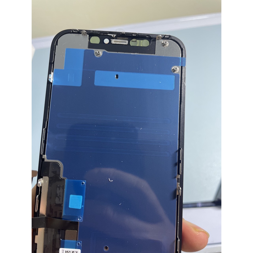 Màn hình thay thế cho 11 bảo hành dài hạn tặng kèm bộ sửa và cường lực.