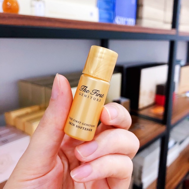 Set 2 nước hoa Hồng và sữa dưỡng The First chuẩn công ty | BigBuy360 - bigbuy360.vn