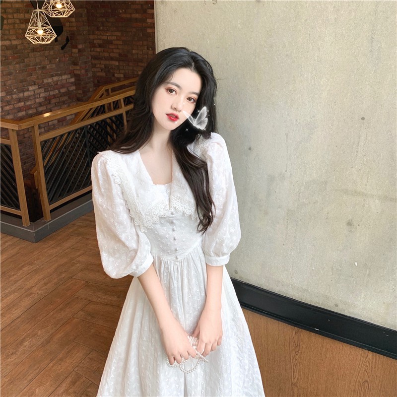 sẵn váy trắng retro thêu bánh bèo tay lỡ cao cấp | BigBuy360 - bigbuy360.vn