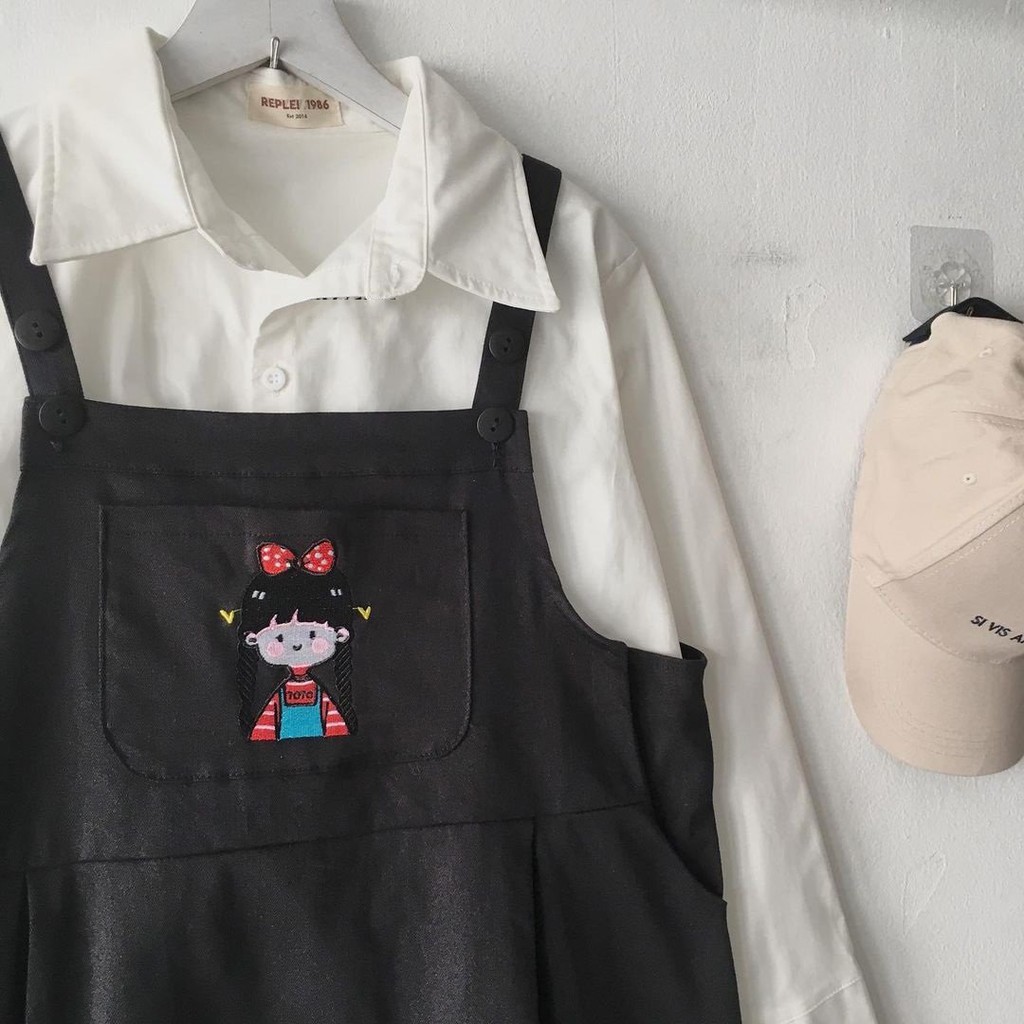 Váy Yếm Suông Thêu Hình Cô Bé Siêu Cute Đầm Yếm Nữ Dễ Thương LD019