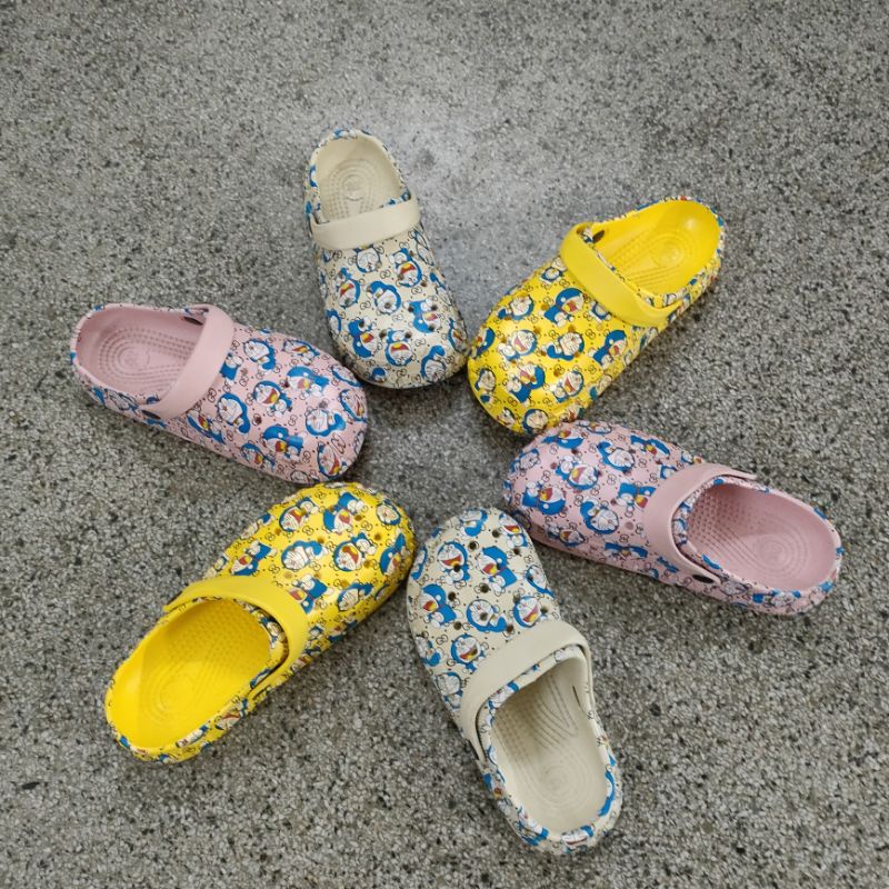 DÉP SỤC DOREMON CHO MẸ VÀ BÉ. FOM NHỎ TĂNG 2 SIZE NHA KHÁCH.
