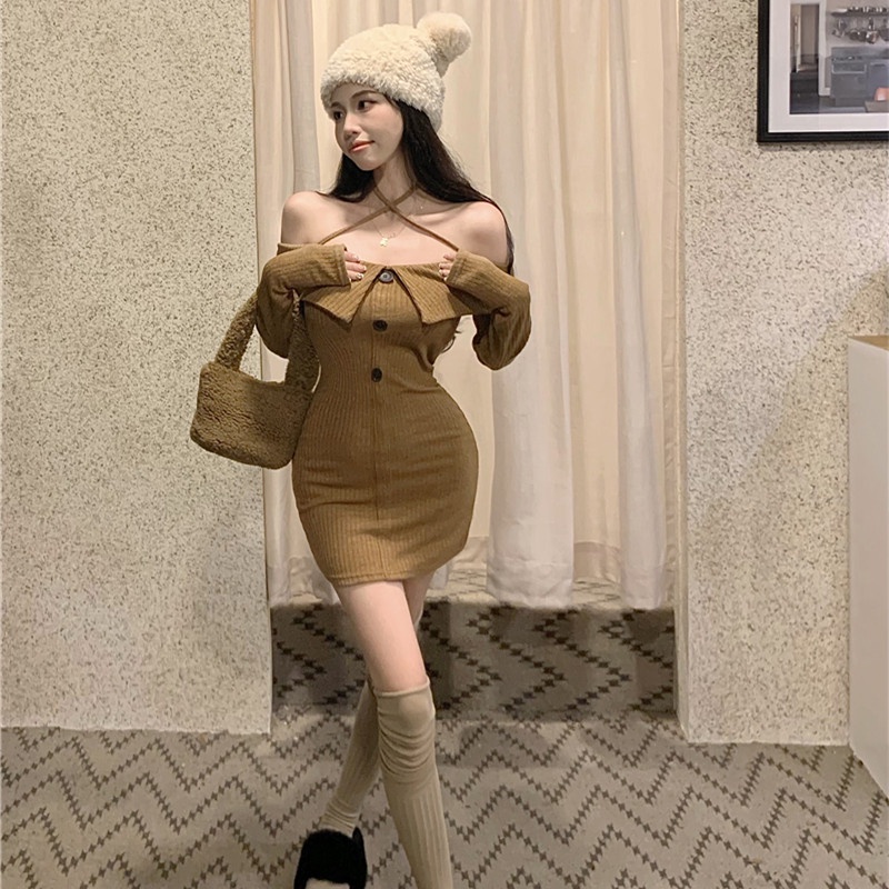 Đầm Dệt Kim Trễ Vai Tay Dài Thiết Kế Ôm Sát Quyến Rũ