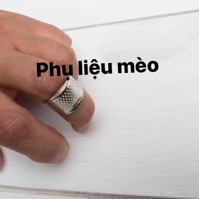 Đế kim khâu tránh đâm tay