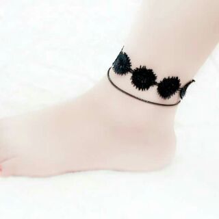 Choker chân dễ thương