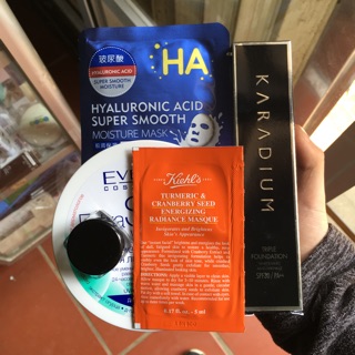 Kem dưỡng trắng Eveline Extra Soft