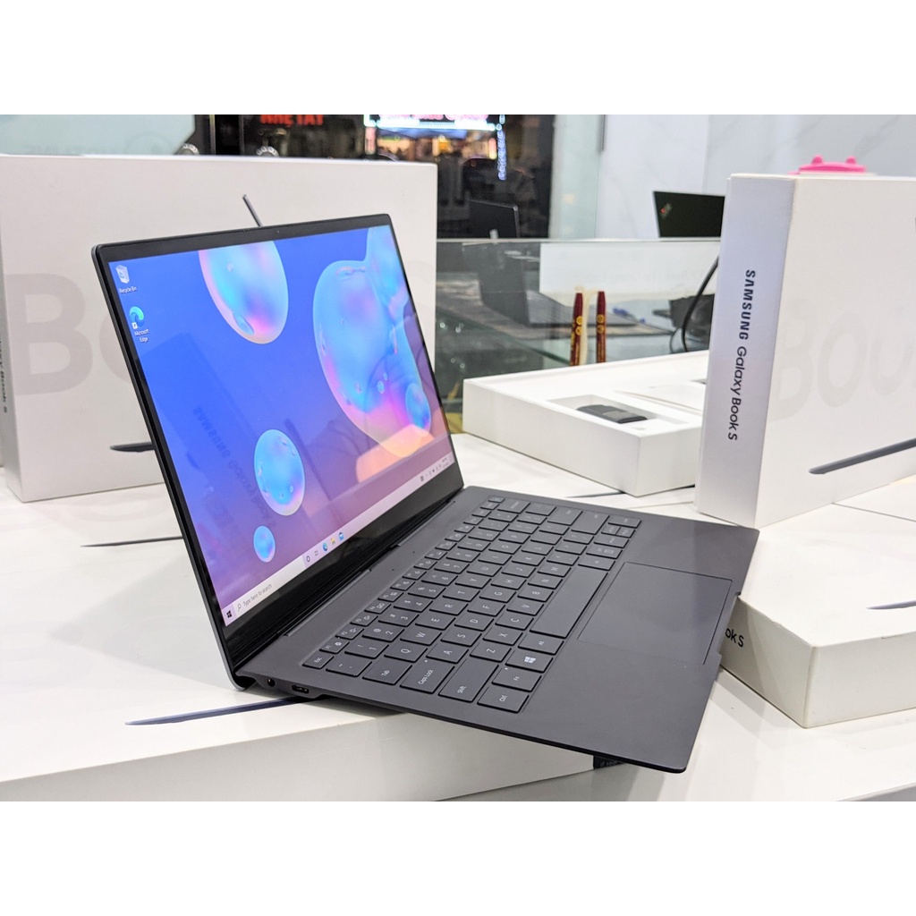Laptop Samsung Galaxy Book S 13.3 inch Bản Lắp sim LTE Mỏng nhẹ || Ram 8GB SSD 256GB Tại Playmobile