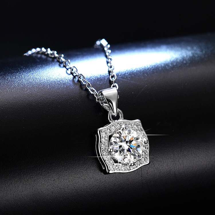 Vòng cổ Mặt Thiên Nga Đính Đá JH01