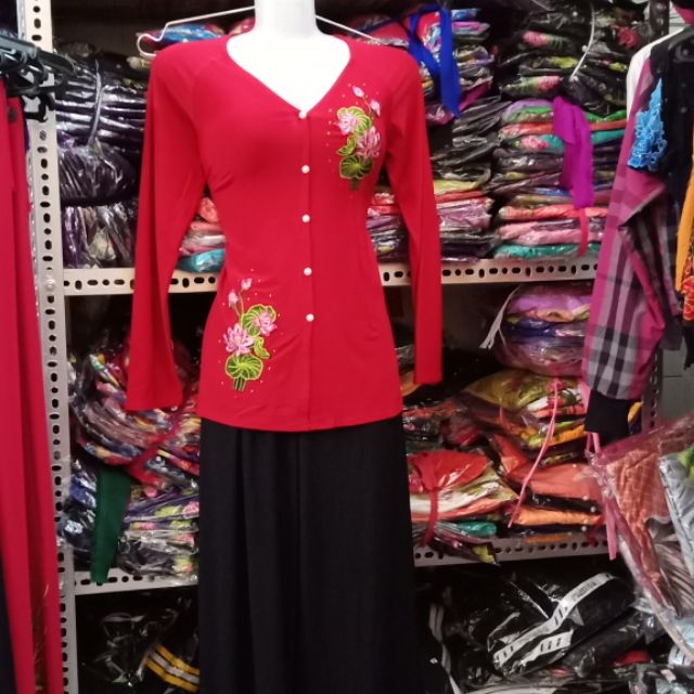 Bộ bà ba thêu hoa sen