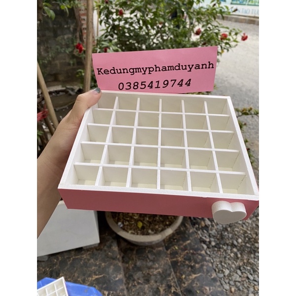 KHAY ĐỰNG SON 30 Ô MÀU HỒNG
