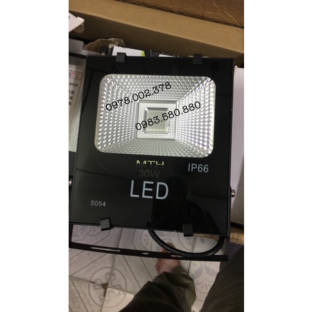 ĐÈN PHA LED SMD IP66 30W (ĐỦ CÔNG SUẤT)
