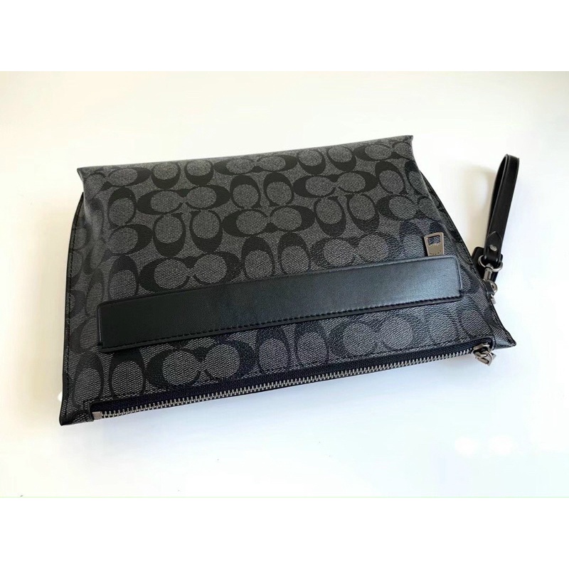 Clutch cầm tay cho nam da thật pha canvas Coach bền đẹp, tiện dụng