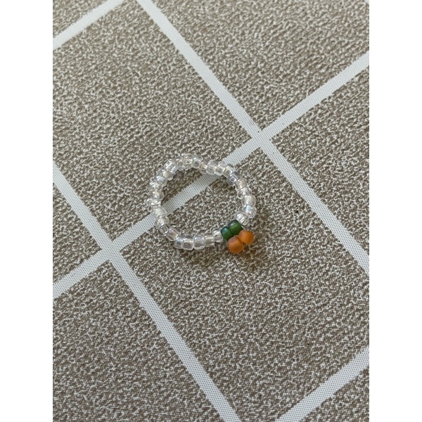 Nhẫn hạt cườm handmade