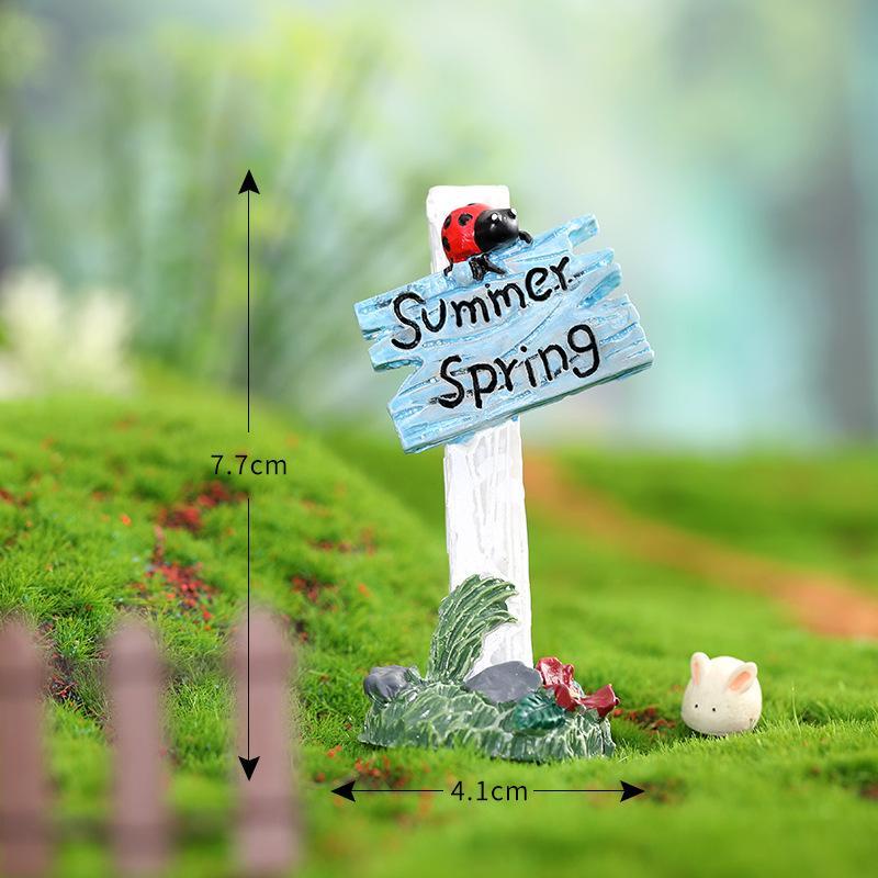 Mô hình tiểu cảnh Biển báo hướng dẫn gắn bọ rùa, mô hình trang trí sen đá