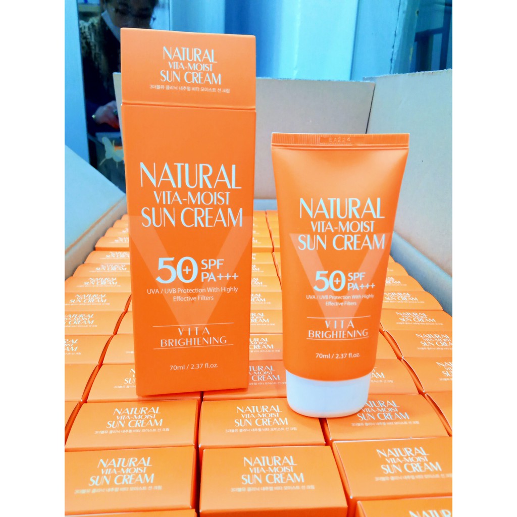 KEM CHỐNG NẮNG 3W CLINIC NATURAL VITA-MOIST SUN CREAM SPF50+ PA++++ (Cam)