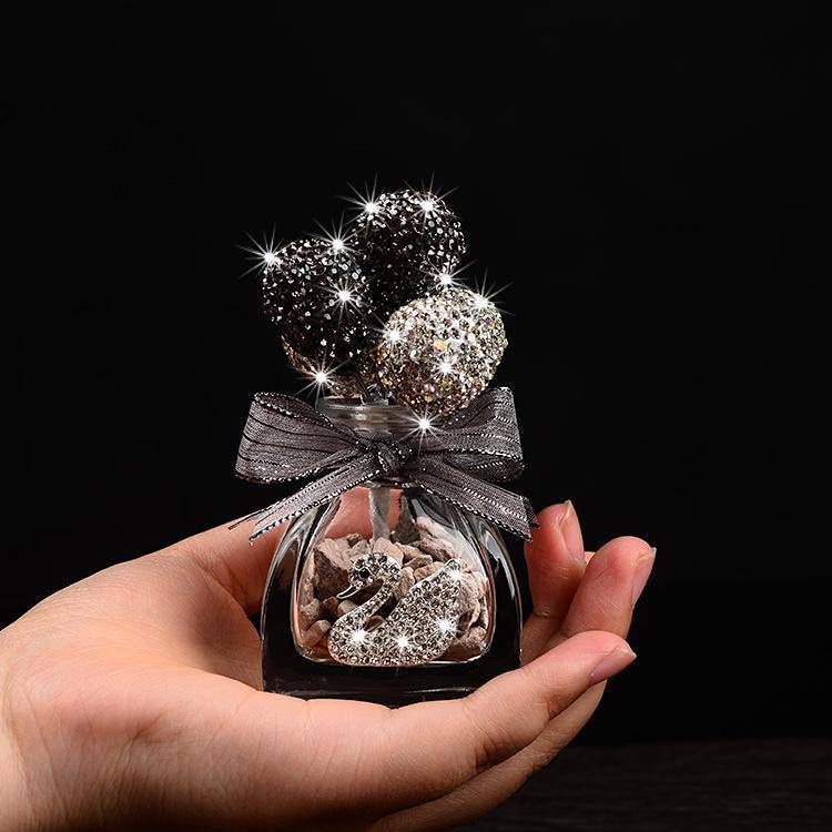 Car Creativity Diamond-Embedded Confession Balloon Decoration Crystal Cute Car Interior Decoration High-End Decorative Supplies Internet Celebrity Same Style car accessories 6aoB