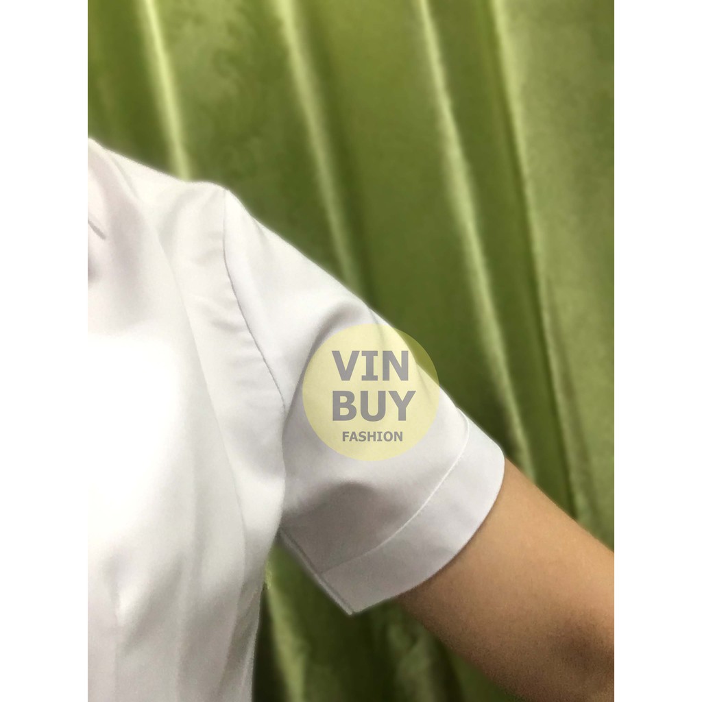 Áo sơ mi trắng tay ngắn, thiết kế 3 nút áo ngăn hở ngực | BigBuy360 - bigbuy360.vn