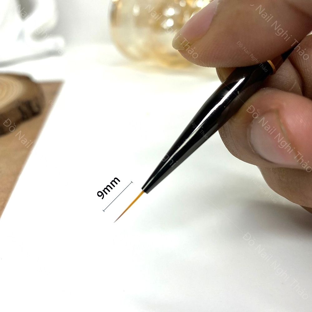 Cọ vẽ móng nét nail Jeliva LADURA số 01