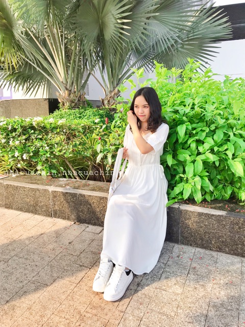 Đầm vintage màu be dáng dài