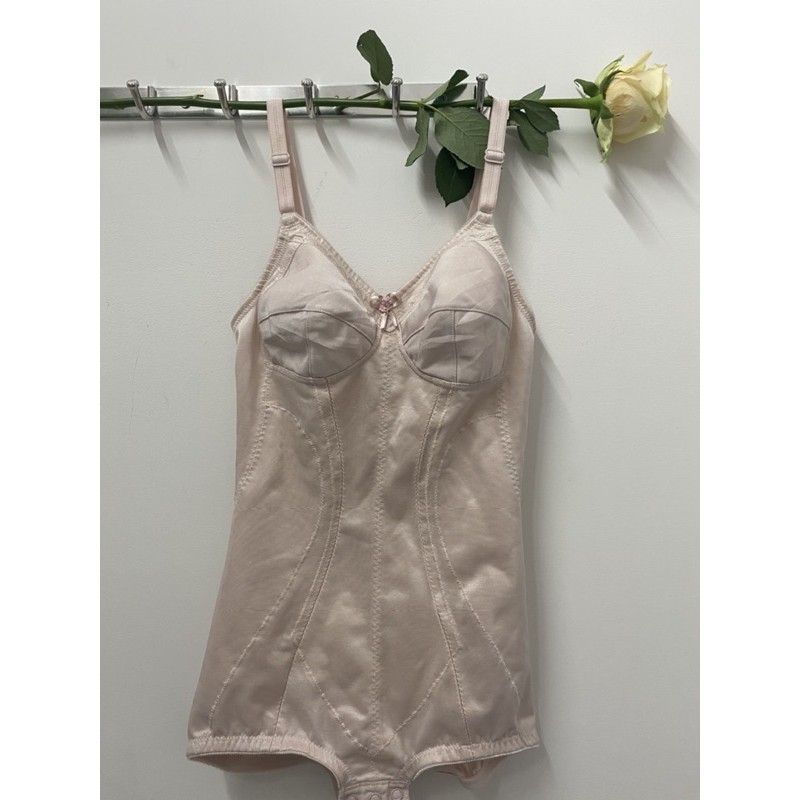 Gen bodysuit Nhật Size 32AB