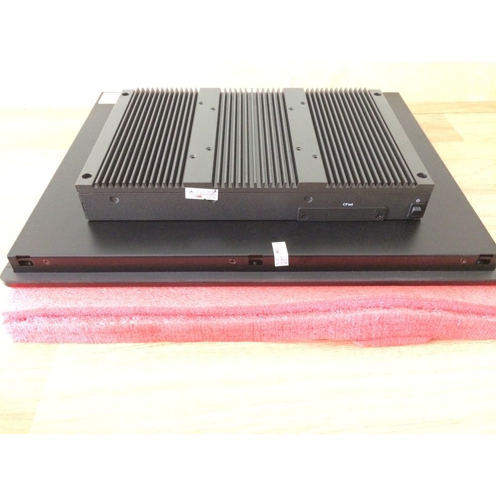 Máy tính công nghiệp màn hình cảm ứng 15 inch Nexcom APPC 1540T | BigBuy360 - bigbuy360.vn