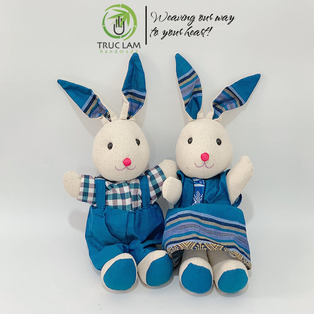Combo Đôi Bạn Thỏ Nhồi Bông Mặc Trang Phục Vải Dệt Tay Thổ Cẩm Thái Mai Châu Size Lớn – Trúc Lâm Handmade