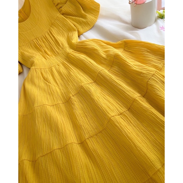 Đầm midi xốp tầng tay bồng CS