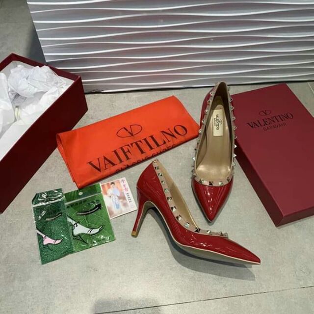 Giày cao got cao cấp Valentino new .