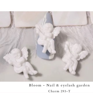 Charm nail gắn móng