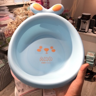 Chậu rửa mặt em bé