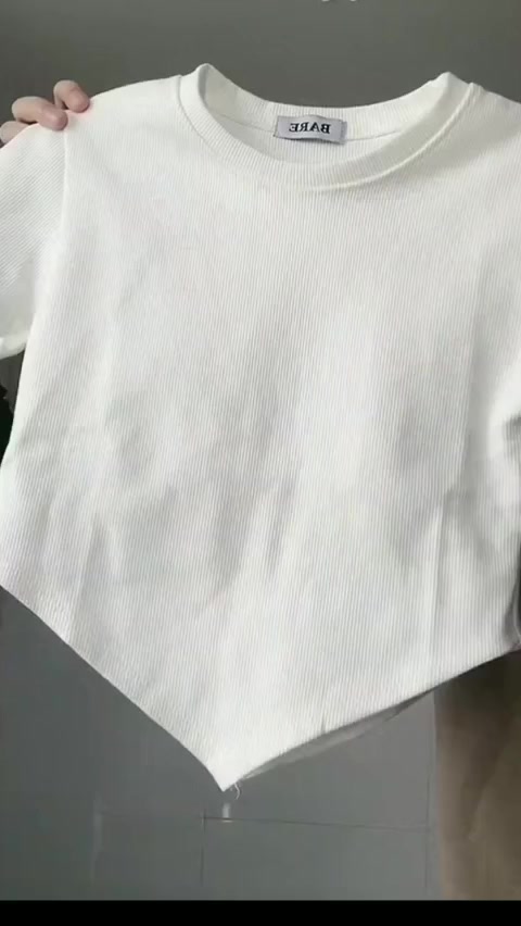 Áo thun ôm tay ngắn cổ tròn, áo crt ôm tay ngắn vạt tam giác cá tính - AO079 | BigBuy360 - bigbuy360.vn