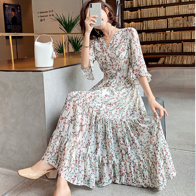 Đầm Dài Cổ Chữ V Họa Tiết Hoa Chất Liệu Chiffon Dịu Dàng Thời Trang Mùa Hè 2021