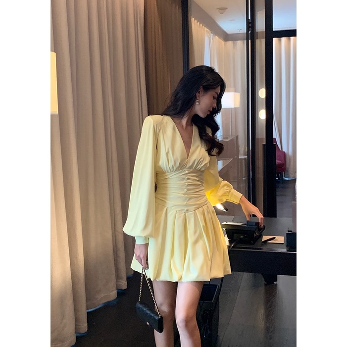 Đầm dáng xòe tay dài cổ v Emilyshop