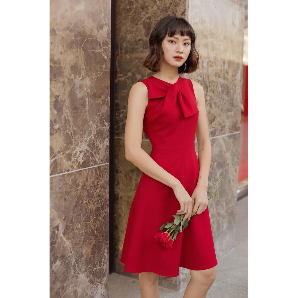 EDINI - D1212 Đầm cổ tròn phối nơ