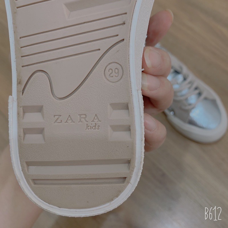 Giày thể thao nữ Zara nhũ bạc(hàng xuất dư)