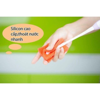 Cọ bình và núm ti Silicone Mother Is