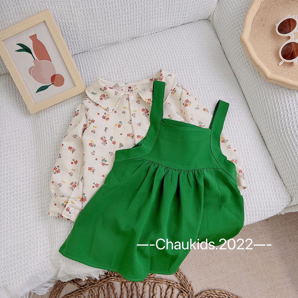 Váy thu đông vintage cho bé gái, set váy yếm xanh tươi mát kèm áo sơ mi hoa nhí cho bé