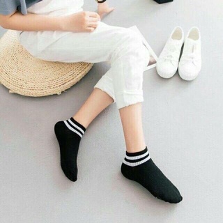 Tất nữ kẻ sọc cổ ngắn