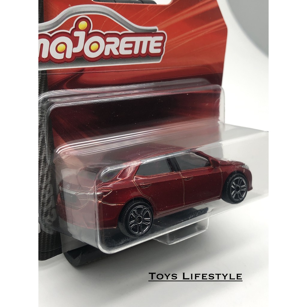 Mô Hình Xe Hơi Toyota Corolla Altis Tỉ Lệ 1: 64