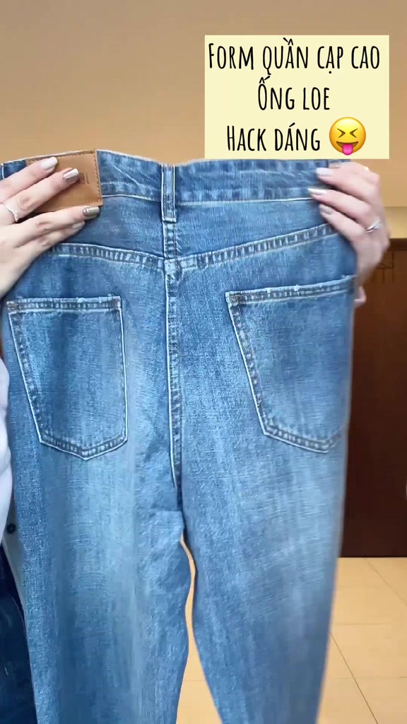 Quần Jeans lưng cao ống đứng loe nhẹ form Hàn màu xanh đậm | BigBuy360 - bigbuy360.vn