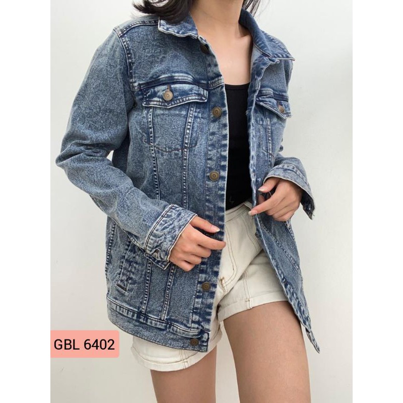 Áo Khoác Denim Màu Xanh Đậm Phong Cách Cá Tính